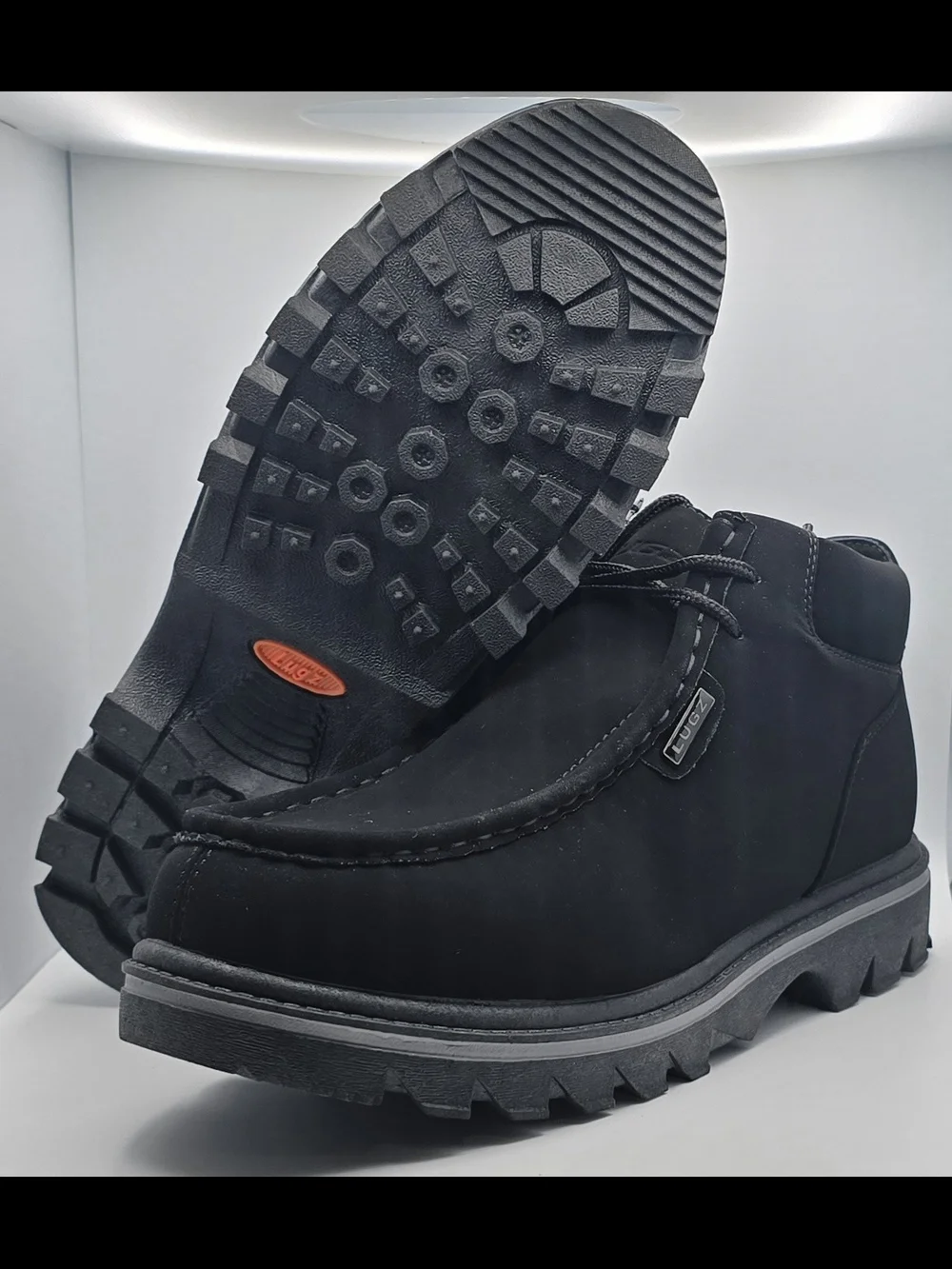 UGG Men’s Black Chukka Boot with Lug Sole Mens 11 Womens 12.5